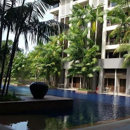 Garden View Pulai Springs Resort Скудай Екстер'єр фото